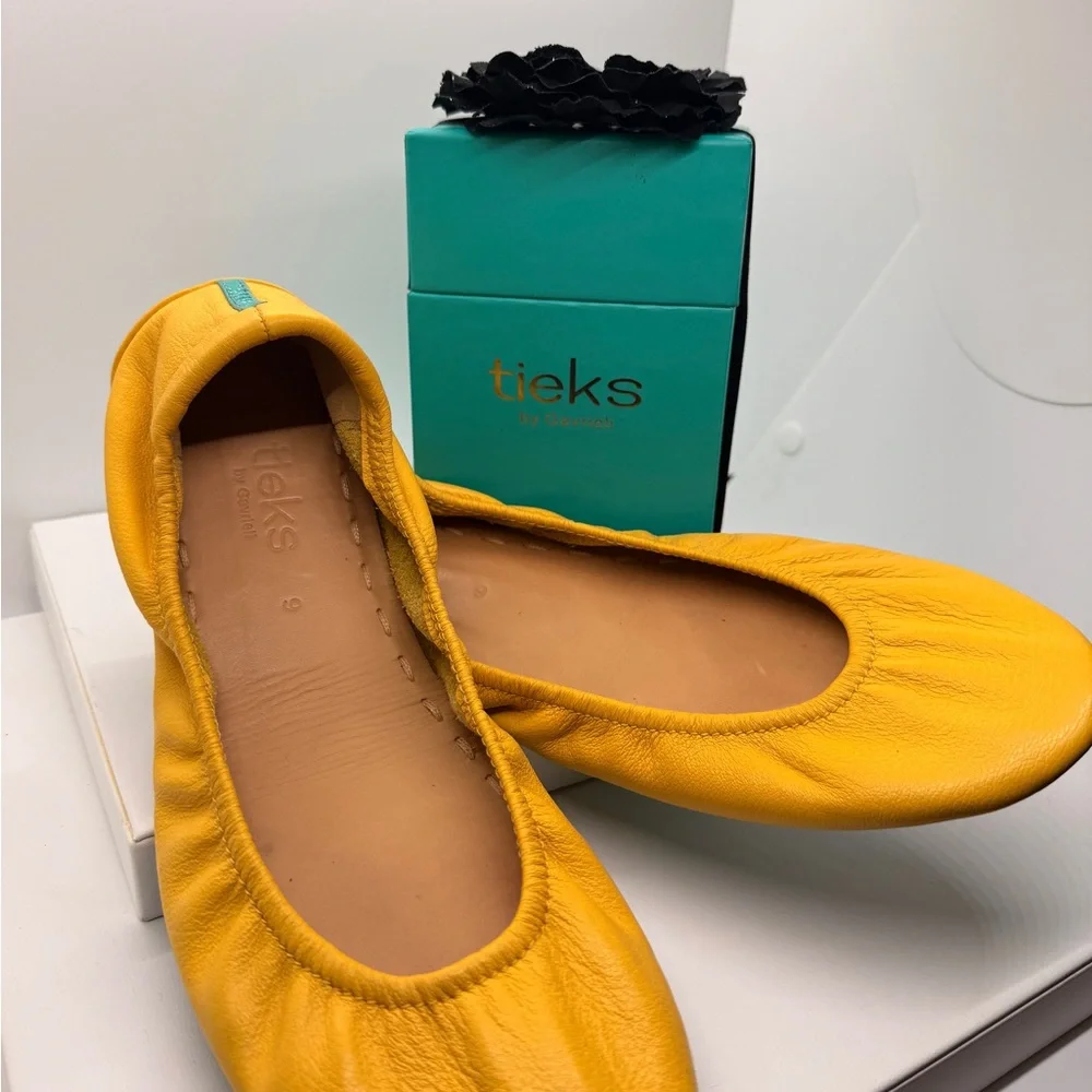 Tieks Mustard Yellow Ballet Flats with Teal Pouch - Picture 3 of 8